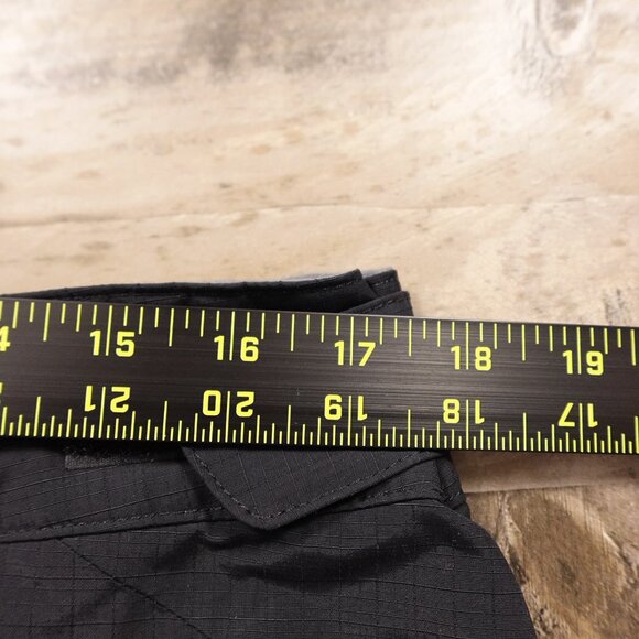 Columbia Chilliwack Snow Pants - Omni-Tech Waterproof Black (Men’s Large) - Picture 8 of 15